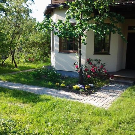 Boutigue City House With Terrace And Garden Free Parking Ρίγα Εξωτερικό φωτογραφία
