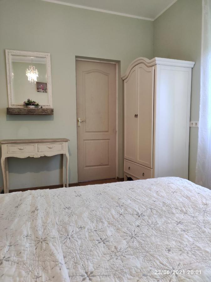 Boutigue City House With Terrace And Garden Free Parking Ρίγα Εξωτερικό φωτογραφία