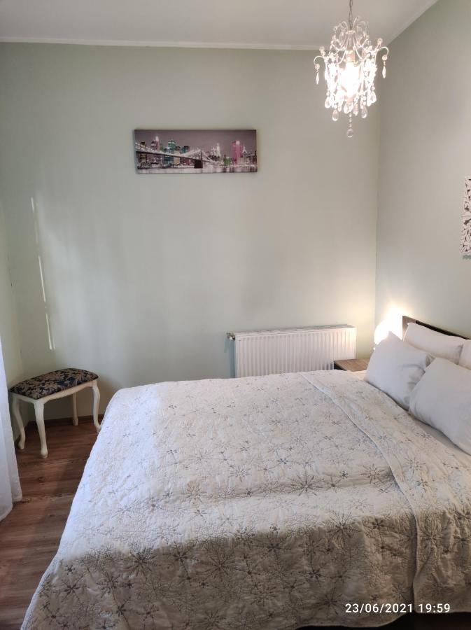 Boutigue City House With Terrace And Garden Free Parking Ρίγα Εξωτερικό φωτογραφία
