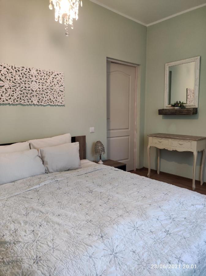 Boutigue City House With Terrace And Garden Free Parking Ρίγα Εξωτερικό φωτογραφία